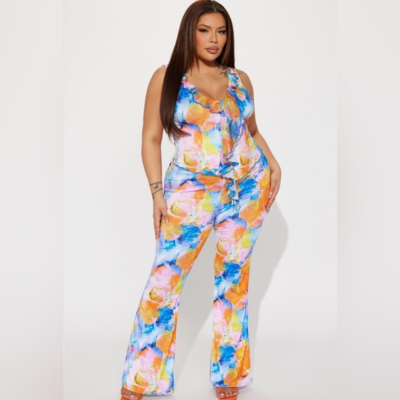 Fashion Nova Pants Set - Picture 6 of 6